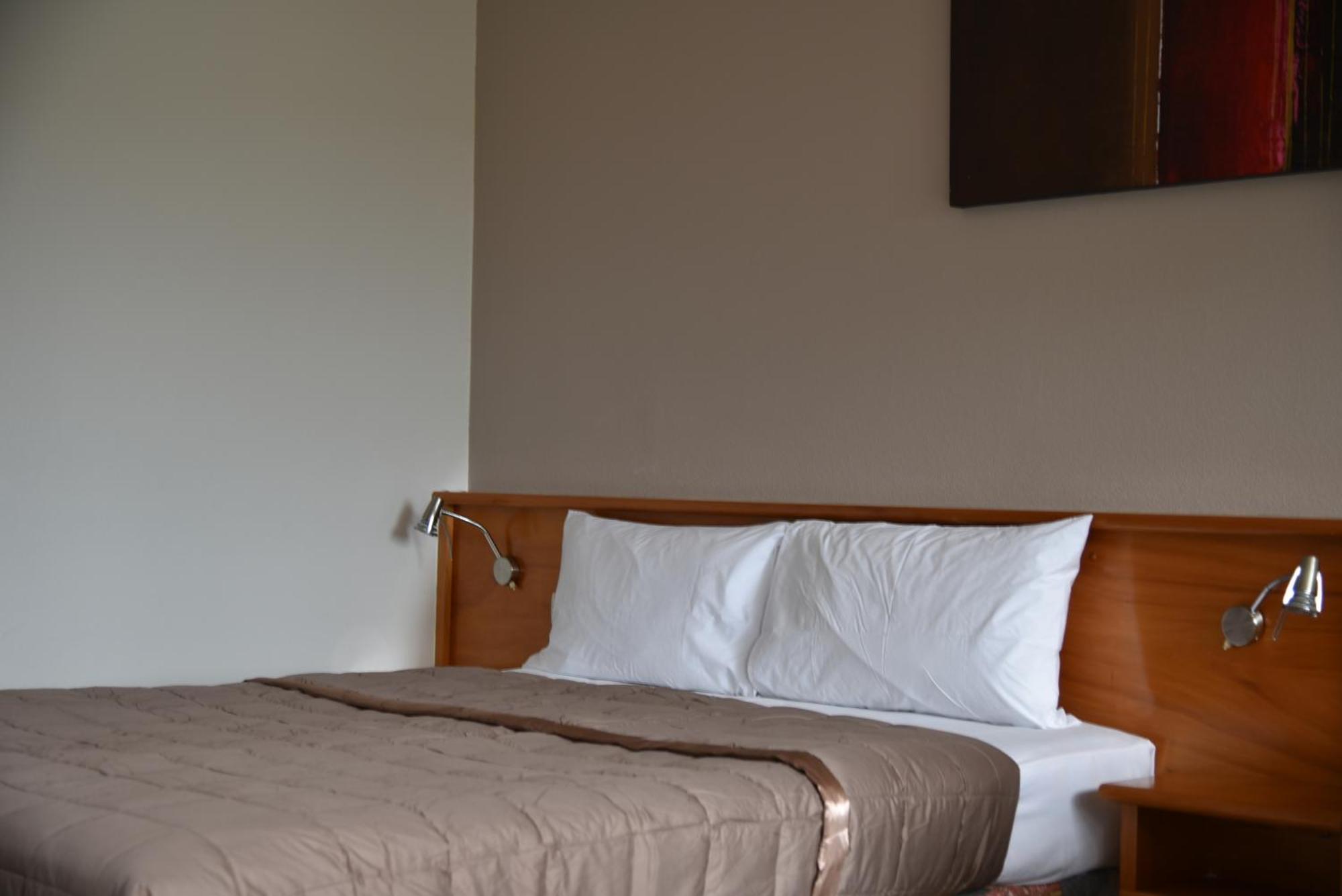 Aotea Lodge Porirua Dış mekan fotoğraf