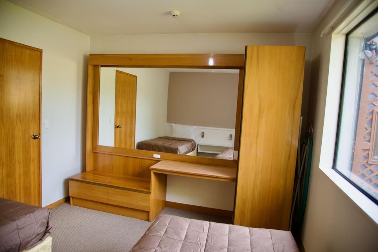 Aotea Lodge Porirua Dış mekan fotoğraf